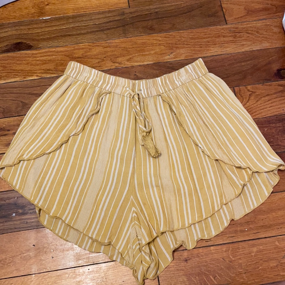 Flowy shorts
